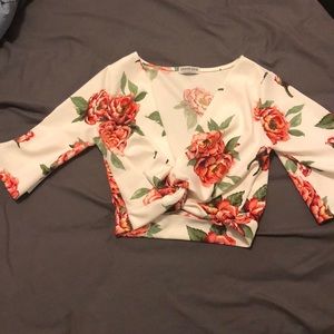 White flower crop top